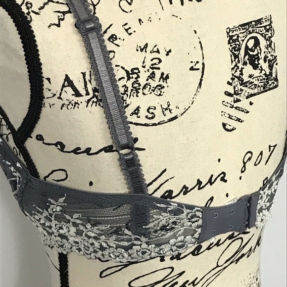 {Wacoal} Floral Unlined Pushup Bra - Picture 6 of 6